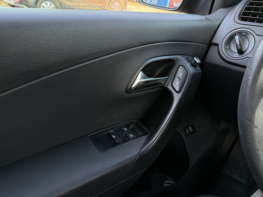 Volkswagen Polo Trendline, 2013 года, пробег 154800 км