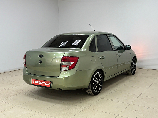 Lada (ВАЗ) Granta, 2013 года, пробег 208652 км