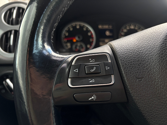 Volkswagen Tiguan Adventure, 2012 года, пробег 216200 км