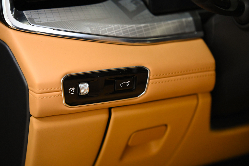 Nordcross 001 Ultra, черный