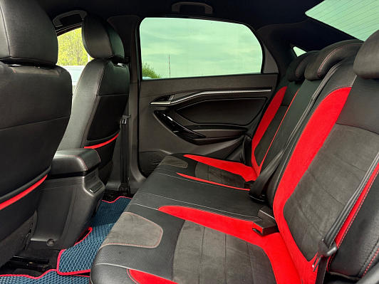 Lada (ВАЗ) Vesta Luxe EnjoY Pro, 2019 года, пробег 106500 км