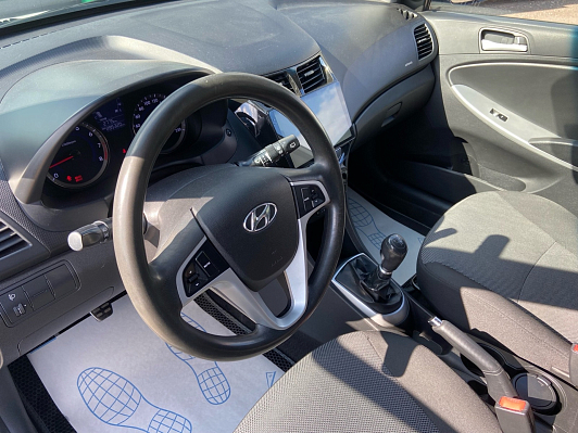 Hyundai Solaris Active, 2013 года, пробег 285000 км