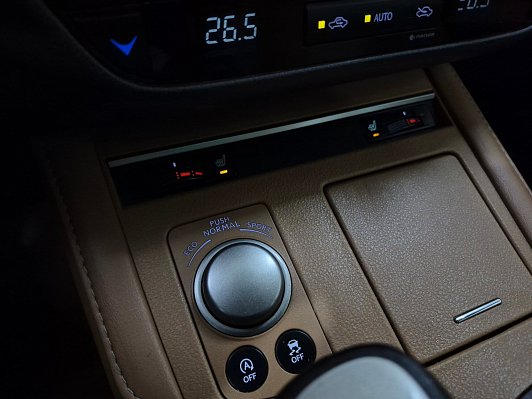 Lexus ES Comfort, 2016 года, пробег 244894 км