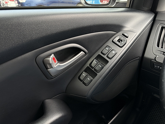 Hyundai ix35 Classic, 2012 года, пробег 195500 км