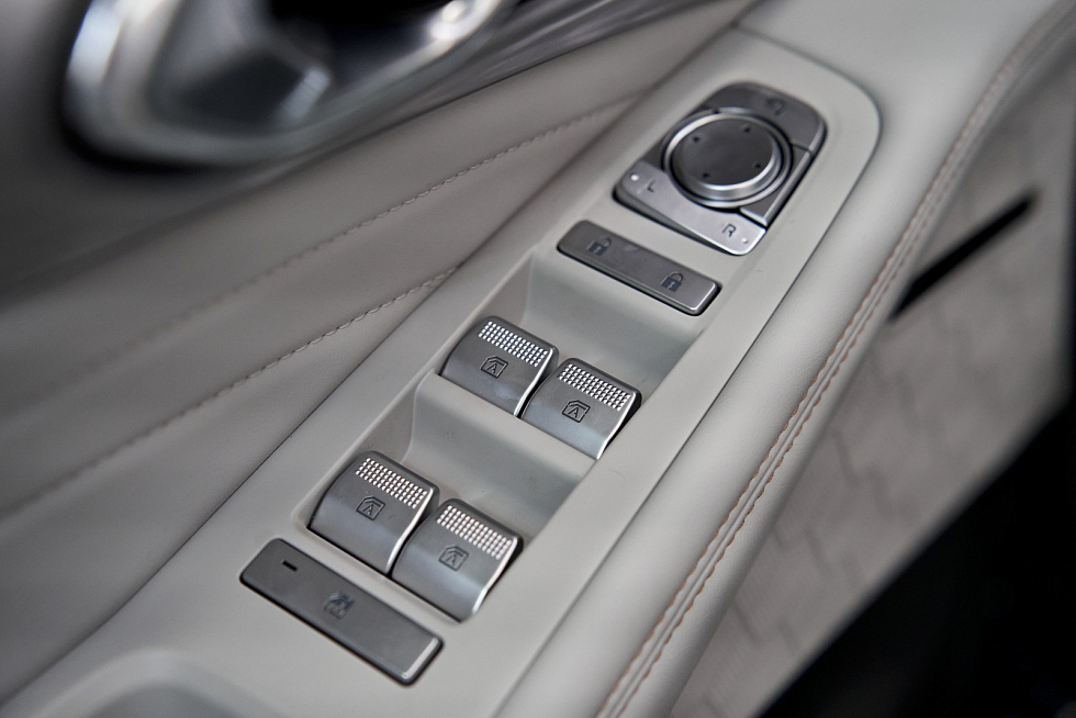 GAC GS8 GL (5 мест), серебряный