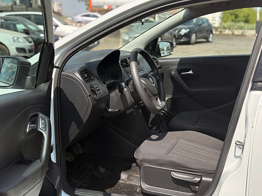 Volkswagen Polo Trendline, 2019 года, пробег 67468 км