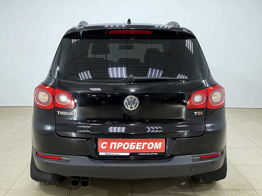 Volkswagen Tiguan Trend&Fun, 2009 года, пробег 150000 км