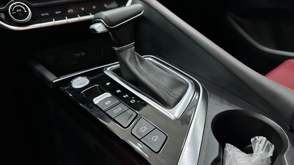 Changan Eado Plus Luxe, черный