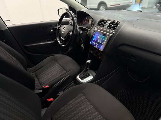 Volkswagen Polo Trendline, 2017 года, пробег 179358 км