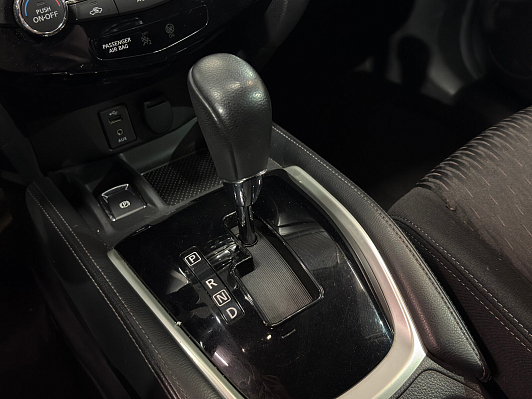 Nissan X-Trail LE+, 2018 года, пробег 228600 км