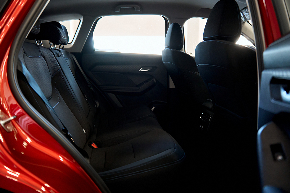 Haval Jolion Оптимум, красный