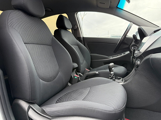 Hyundai Solaris Elegance, 2014 года, пробег 108500 км