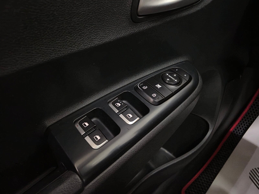 Kia Rio Luxe, 2018 года, пробег 102100 км