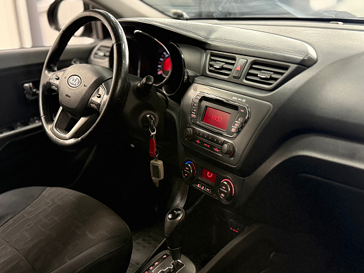 Kia Rio Premium, 2012 года, пробег 194000 км