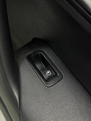 Volkswagen Polo Trendline, 2016 года, пробег 176000 км