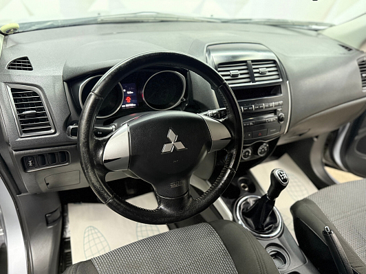 Mitsubishi ASX Invite, 2012 года, пробег 257797 км