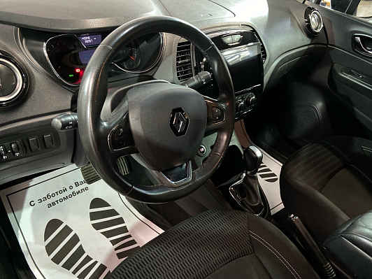 Renault Kaptur Life, 2017 года, пробег 145900 км