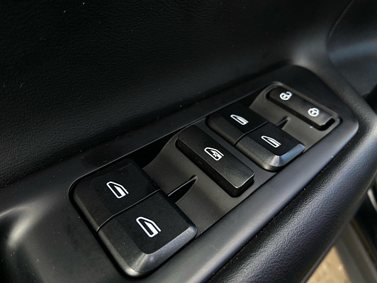 Geely Atlas Comfort, 2018 года, пробег 60000 км