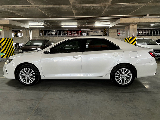 Toyota Camry Элеганс, 2015 года, пробег 192000 км