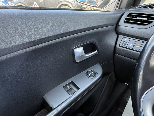 Kia Rio Comfort Аудио, 2016 года, пробег 121000 км