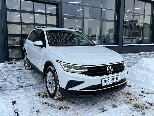 Volkswagen Tiguan Respect Plus, 2021 года, пробег 48048 км