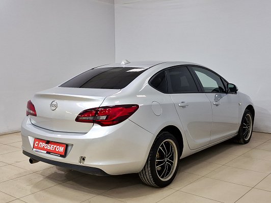 Opel Astra Cosmo, 2013 года, пробег 202375 км