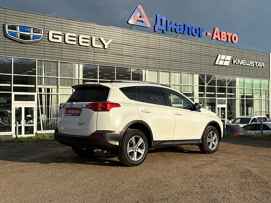 Toyota RAV4, 2015 года, пробег 114166 км