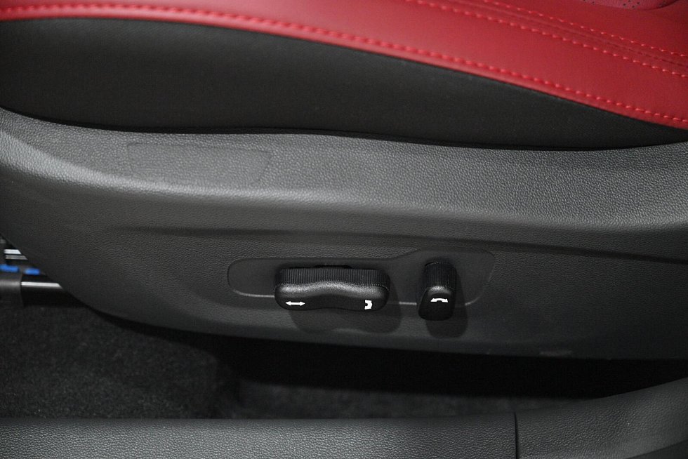 Changan Eado Plus Техно, белый