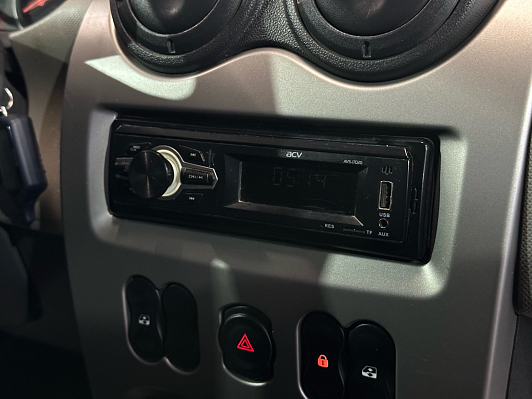 Renault Sandero Expression, 2012 года, пробег 108922 км