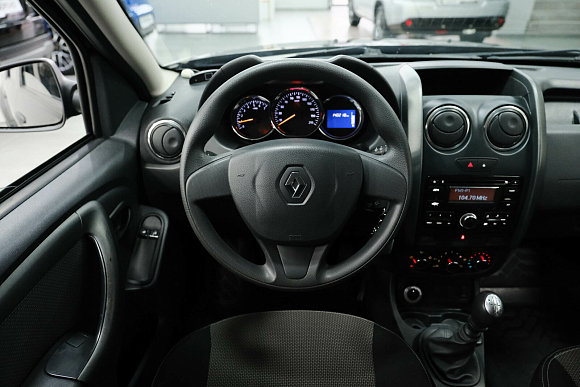 Renault Duster Privilege, 2015 года, пробег 140207 км