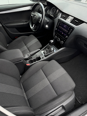 Skoda Octavia, 2018 года, пробег 172964 км