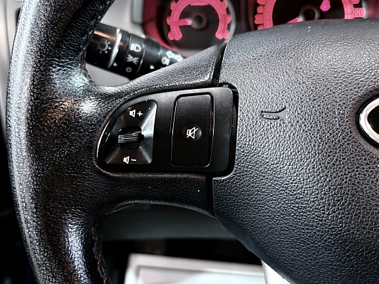Kia Ceed Luxe, 2011 года, пробег 130000 км