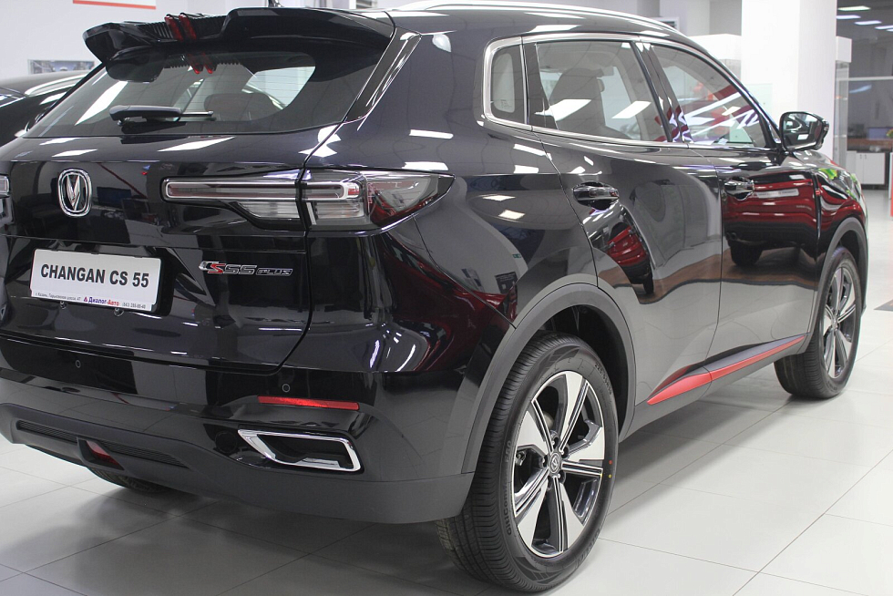 Changan UNI-S (CS55 Plus) Luxe, черный