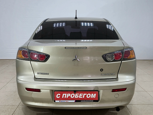 Mitsubishi Lancer, 2010 года, пробег 213500 км