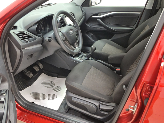 Lada (ВАЗ) Vesta Comfort Multimedia, 2017 года, пробег 85154 км