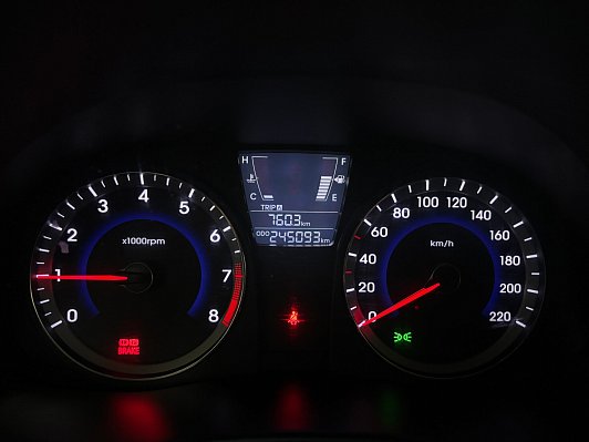 Hyundai Solaris Active, 2012 года, пробег 245089 км