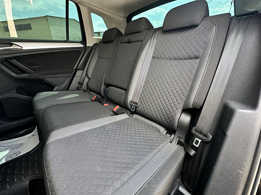 Volkswagen Tiguan Comfortline, 2017 года, пробег 128101 км