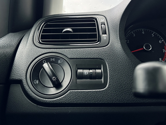 Volkswagen Polo SELECT, 2018 года, пробег 86000 км