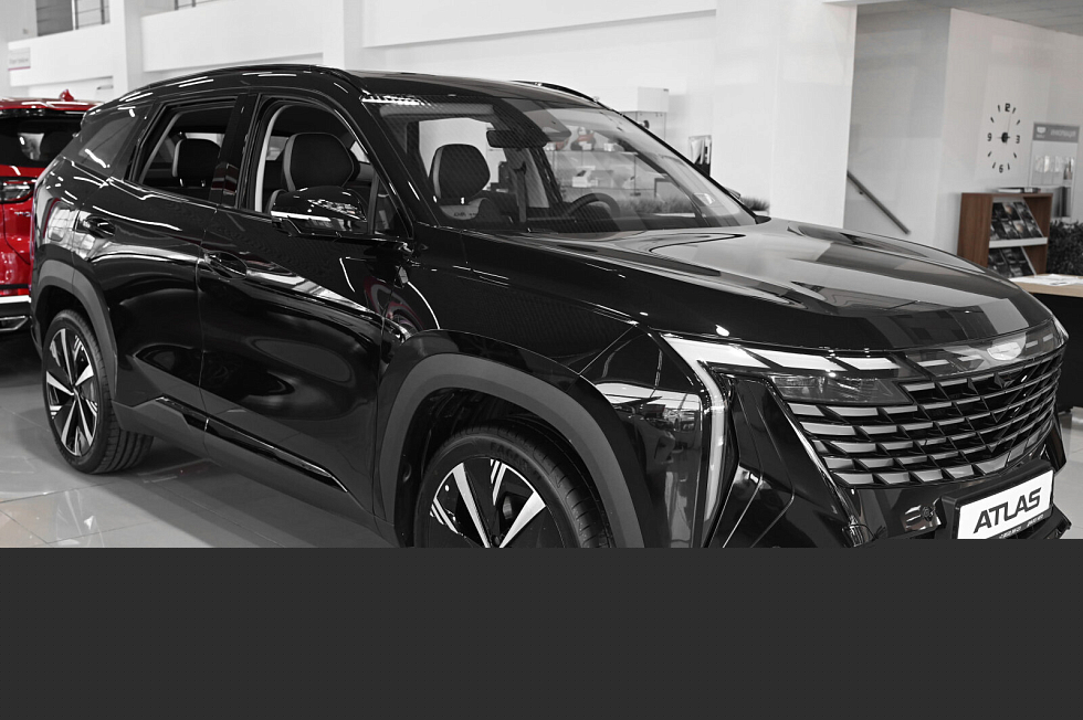 Geely Atlas Люкс, черный