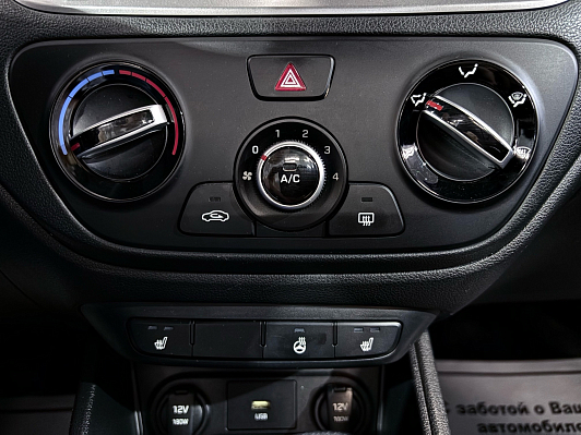 Hyundai Solaris Специальная Серия "10 лет" + Comfort, 2021 года, пробег 64726 км