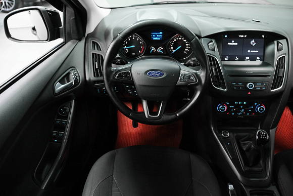Ford Focus SYNC Edition, 2017 года, пробег 200898 км