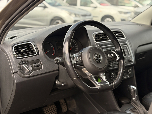 Volkswagen Polo SELECT, 2020 года, пробег 98595 км