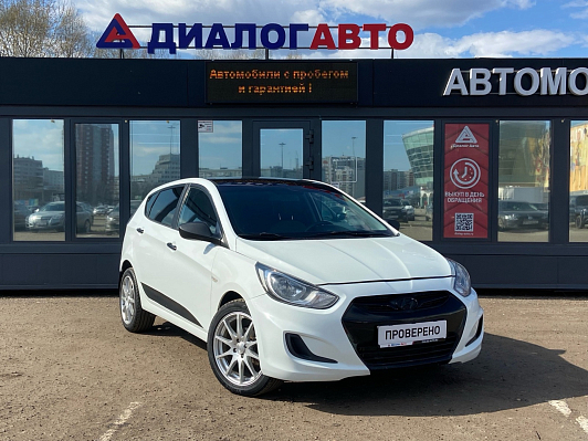 Hyundai Solaris Active, 2013 года, пробег 285000 км