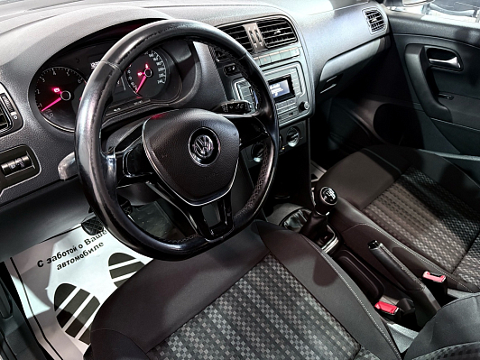 Volkswagen Polo Comfortline, 2018 года, пробег 187000 км