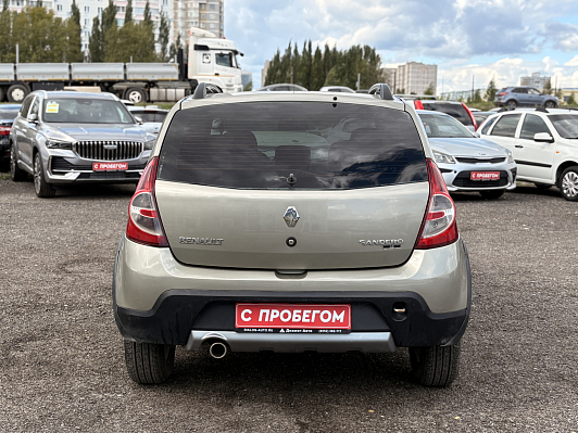 Renault Sandero, 2011 года, пробег 204206 км