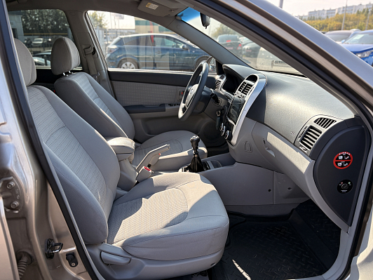 Kia Cerato, 2006 года, пробег 296000 км