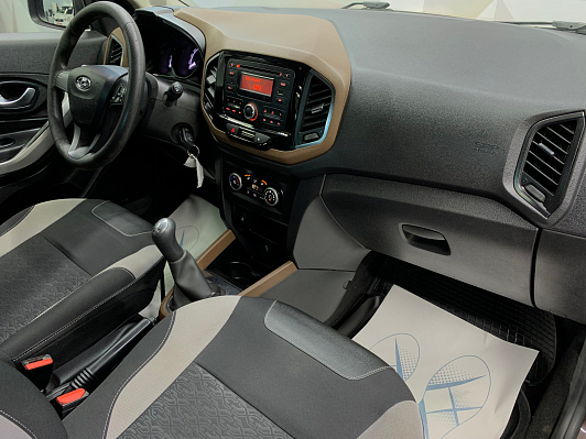Lada (ВАЗ) XRAY Luxe, 2017 года, пробег 84379 км