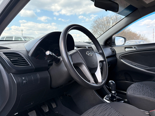 Hyundai Solaris Active, 2015 года, пробег 152708 км