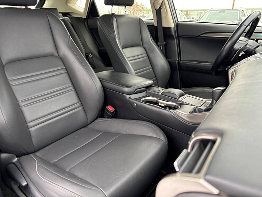 Lexus NX Progressive, 2019 года, пробег 153075 км