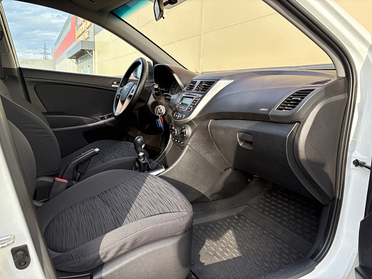 Hyundai Solaris Comfort, 2016 года, пробег 100500 км